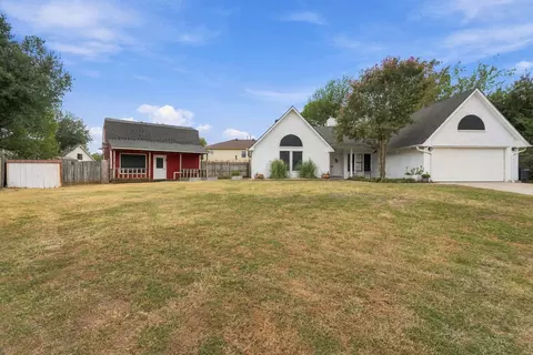 Exterior - 3229 Timberview Ct, Corinth, TX 76210 photo 2 of 3