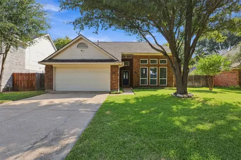 4368 Carolina St, Grand Prairie, TX 75052