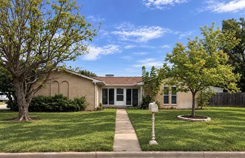 3001 S Murco Dr, Mineral Wells, TX 76067