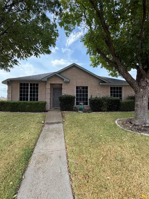 1013 Wentwood Dr, Desoto, TX 75115