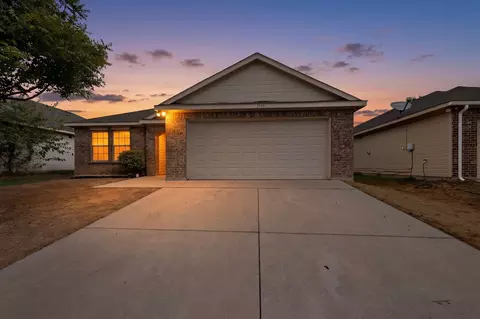 2939 Saint Bernard Dr, Dallas, TX 75233