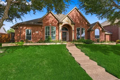 5840 Copper Canyon Dr, The Colony, TX 75056
