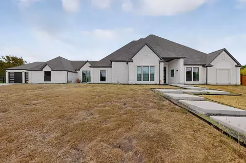 209 Carriage Hill Ln, Heath, TX 75032