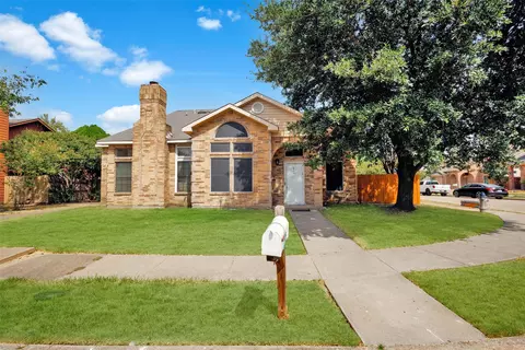 805 Brockden Dr, Mesquite, TX 75149