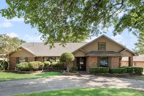 714 W Lamberth Rd, Sherman, TX 75092