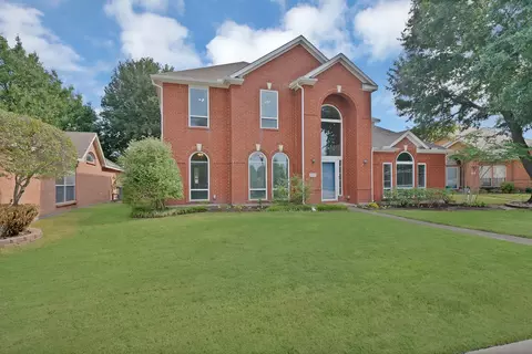 2513 Pecan Meadow Dr, Garland, TX 75040