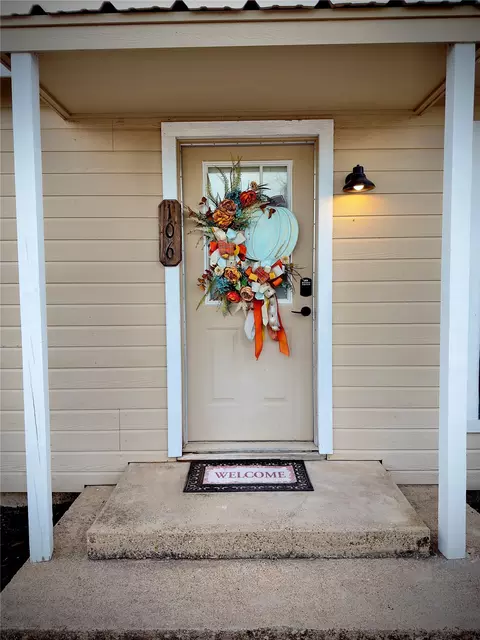 106 S Park Ave, Gustine, TX 76455