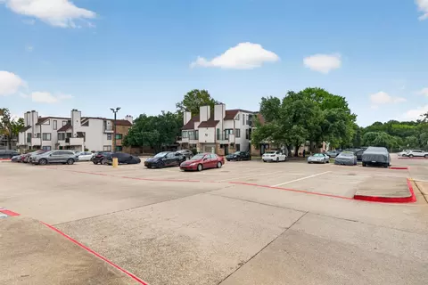 2301 Balsam Dr #M210, Arlington, TX 76006