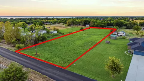 000 County Road 760, Nevada, TX 75173