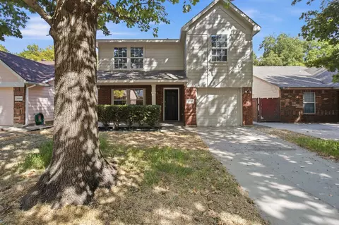 3056 Saint Nicholas Dr, Dallas, TX 75233