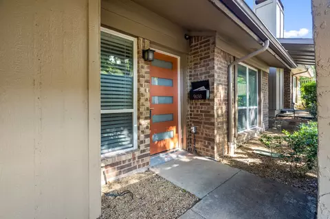 9658 Bryson Dr, Dallas, TX 75238