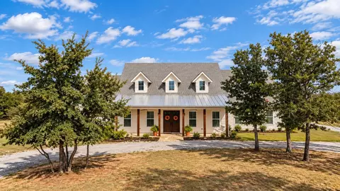 109 Bear Cat Ct, Alvord, TX 76225