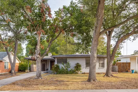618 Newberry Dr, Richardson, TX 75080