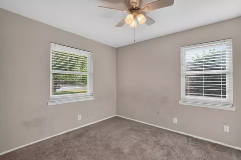 Bedroom - 821 Circle Dr, Terrell, TX 75160 photo 6 of 7