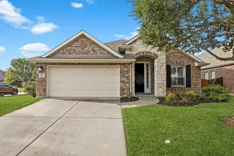 405 Highland Ridge Dr, Wylie, TX 75098