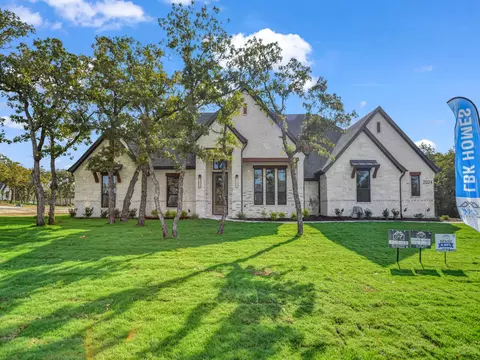 2024 Forest Bridge Dr, Azle, TX 76020