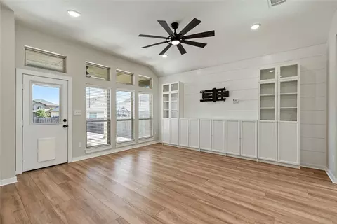 Living - 3108 Gilchrist Dr, Lorena, TX 76655 photo 2 of 3