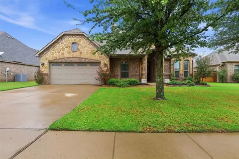 1152 Blue Sky Ln, Joshua, TX 76058