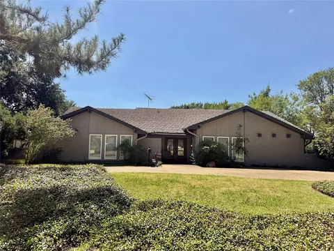 3708 Princess Ln, Dallas, TX 75229