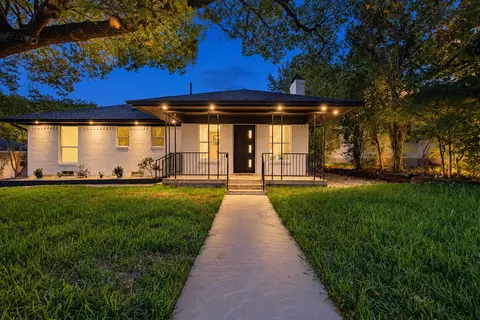 865 Peavy Rd, Dallas, TX 75218