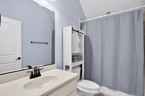 Bath - 301 Rawhide Path, Keller, TX 76248 photo 4 of 4