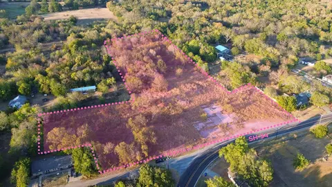 702 Bonham St, Ladonia, TX 75449
