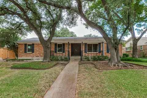 9433 Meadowknoll Dr, Dallas, TX 75243