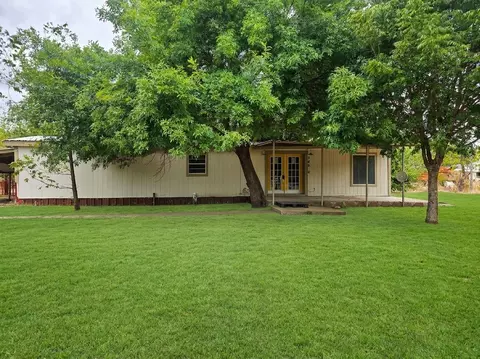 505 Railroad Ave, Graford, TX 76449