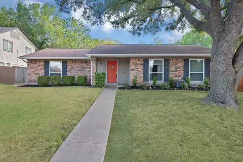 5 Merrie Cir, Richardson, TX 75081