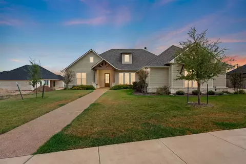 11003 Denali Dr, Woodway, TX 76712