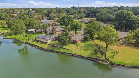 1609 Lakewood Dr, Sherman, TX 75092