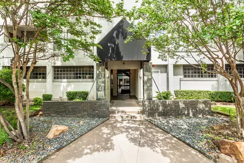 4104 N Hall St #216, Dallas, TX 75219