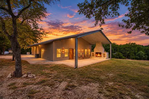 400 Hali Brooke Dr, China Spring, TX 76633