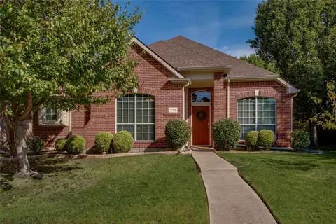 724 Vallejo Dr, Rockwall, TX 75087
