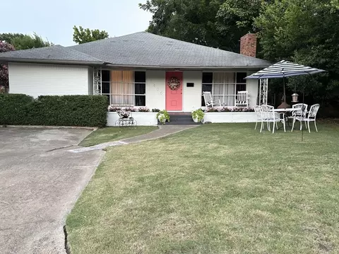1406 Eastus Dr, Dallas, TX 75208