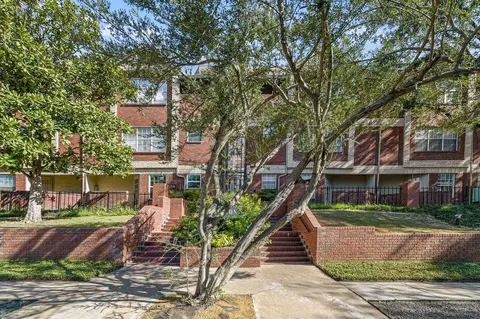 3100 Cole Ave #211, Dallas, TX 75204
