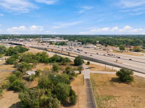 600 Johnson, Waco, TX 76705 photo 8