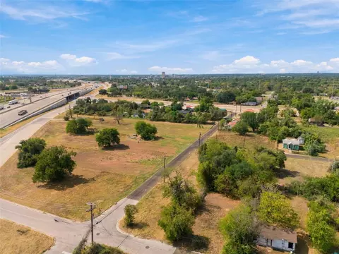 600 Johnson, Waco, TX 76705 photo 5