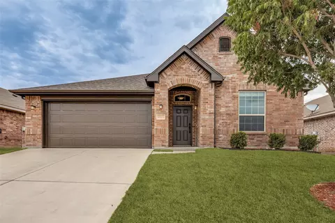 6516 Chalk River Dr, Fort Worth, TX 76179