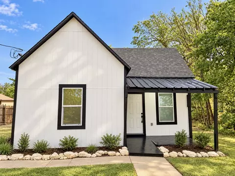 131 Elder St, Waxahachie, TX 75165