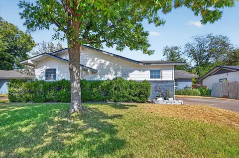 1110 Vegas Dr, Garland, TX 75042