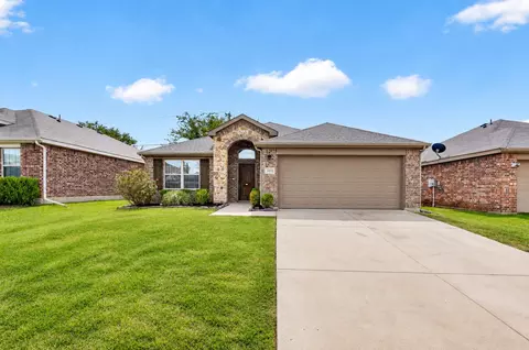 1413 Thibodaux Dr, Greenville, TX 75402