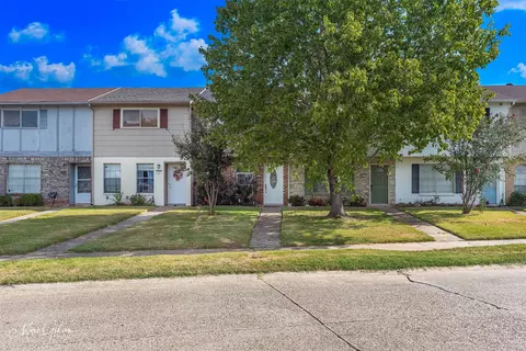 319 John Wesley Blvd, Bossier City, LA 71112