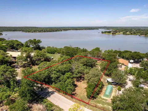 6912 Ireland Dr, Brownwood, TX 76801