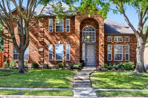 8121 Fountain Springs Dr, Plano, TX 75025