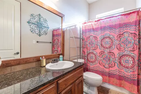 Bath - 7642 Spinks Rd, Abilene, TX 79603 photo 6 of 6