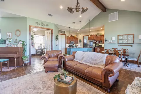 Living - 7642 Spinks Rd, Abilene, TX 79603 photo 4 of 4