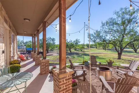 Exterior - 7642 Spinks Rd, Abilene, TX 79603 photo 3 of 11