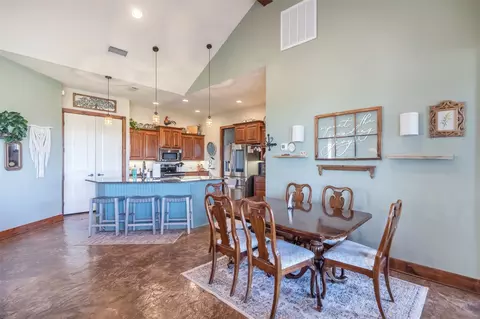 Dining - 7642 Spinks Rd, Abilene, TX 79603 photo 1 of 1