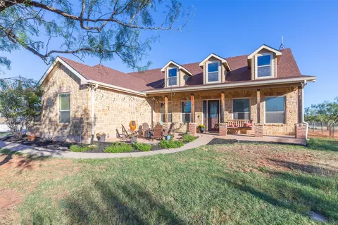 Exterior - 7642 Spinks Rd, Abilene, TX 79603 photo 2 of 11